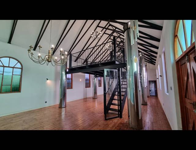 330M² MINI FACTORY FOR SALE IN WOODSTOCK